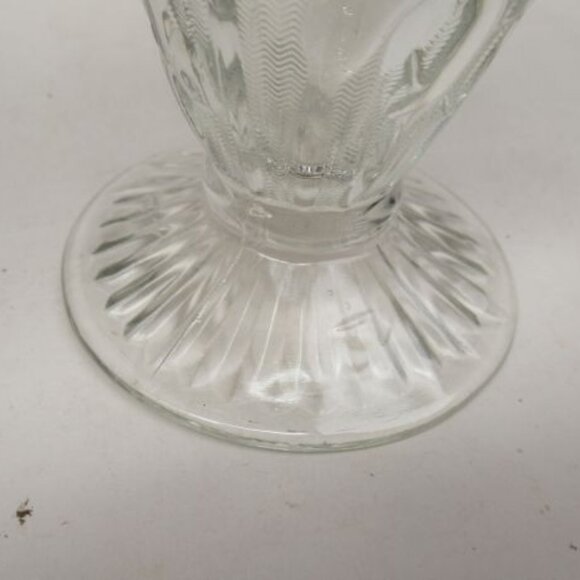 Jeannette Glass Crystal IRIS & HERRINGBONE IRIS on FOOT 6 1/2 In Ice Tea Tumbler - Picture 4 of 5